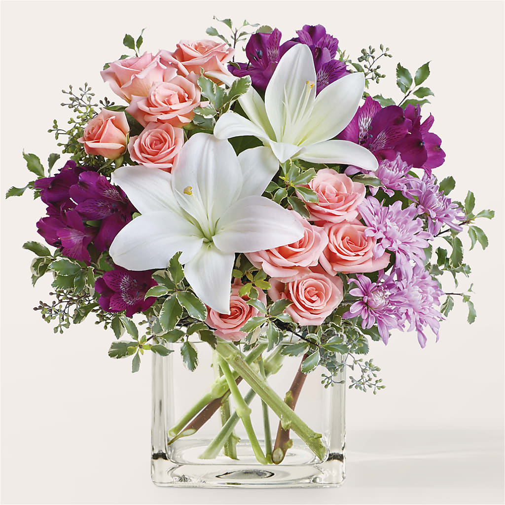 Mani Pedi Bouquet – Riverside Floral, Tillamook OR