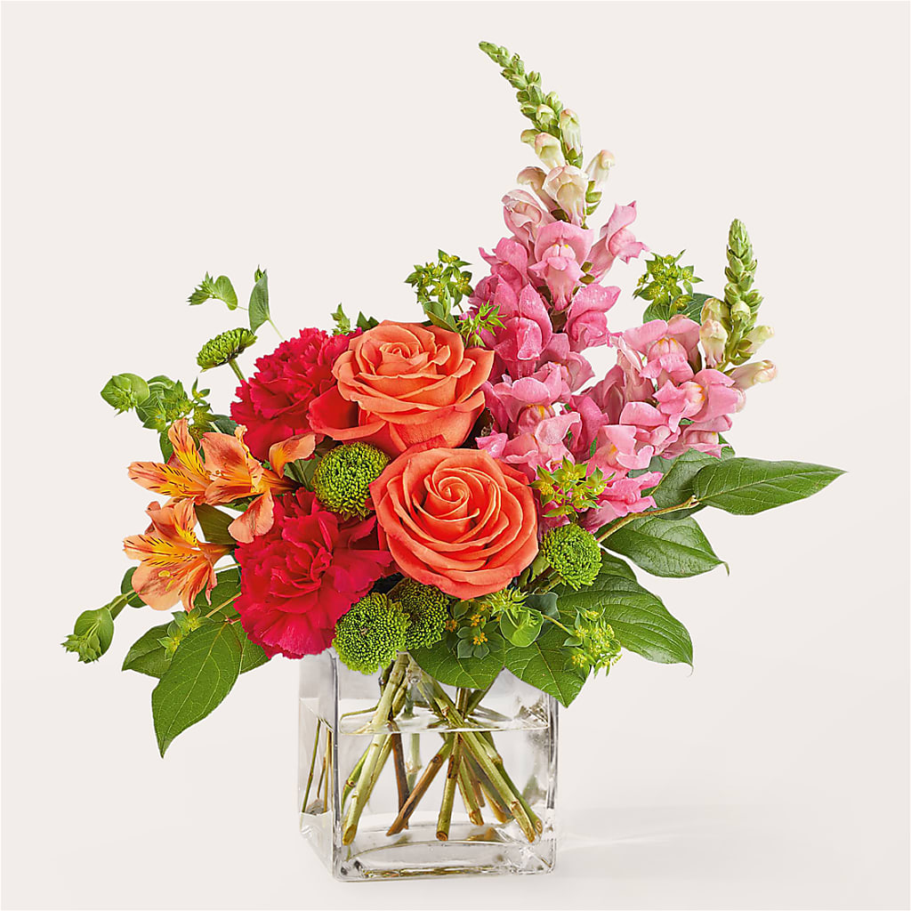 Cosmopolitan Bouquet – Riverside Floral, Tillamook OR