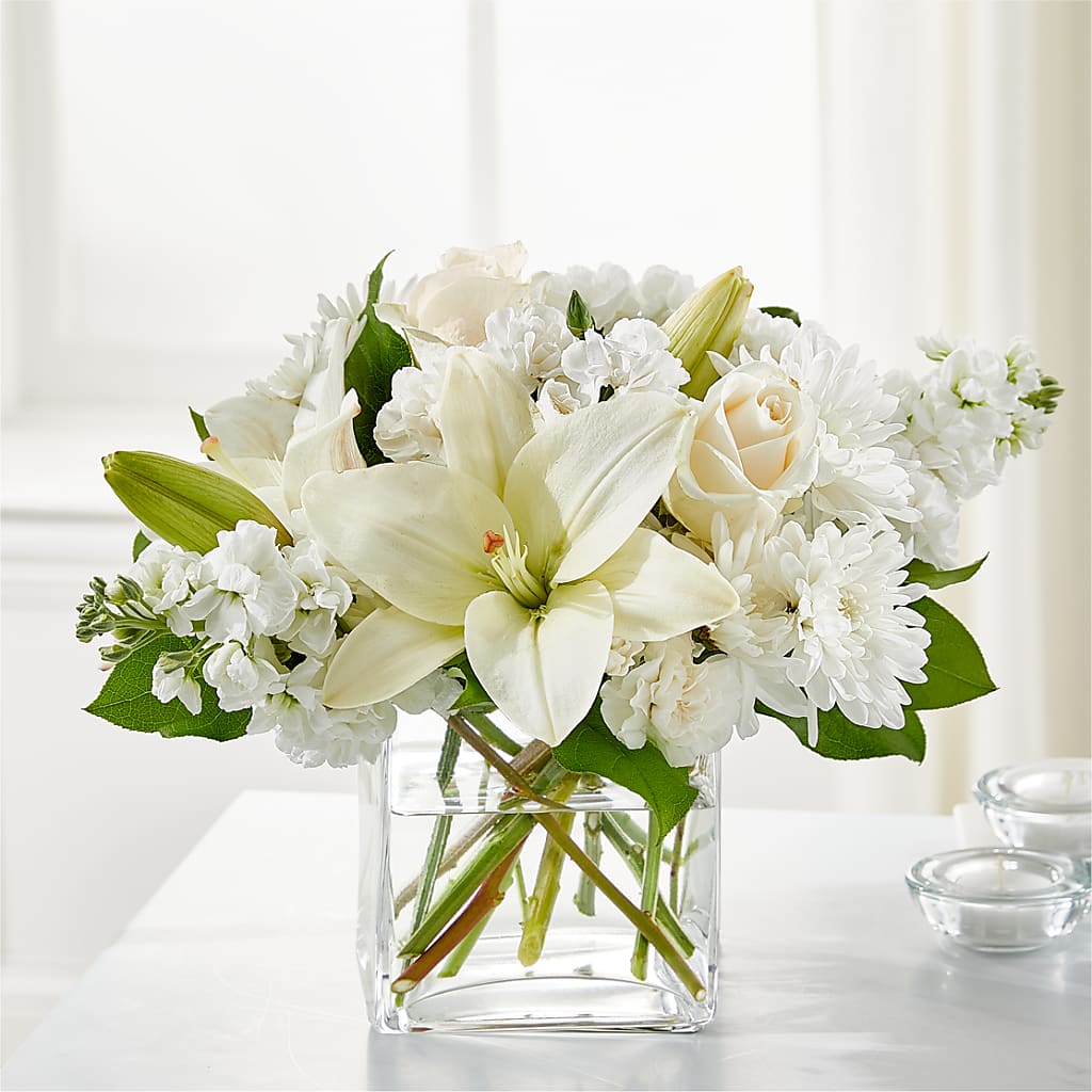 Gentle Breeze Bouquet – Riverside Floral, Tillamook OR
