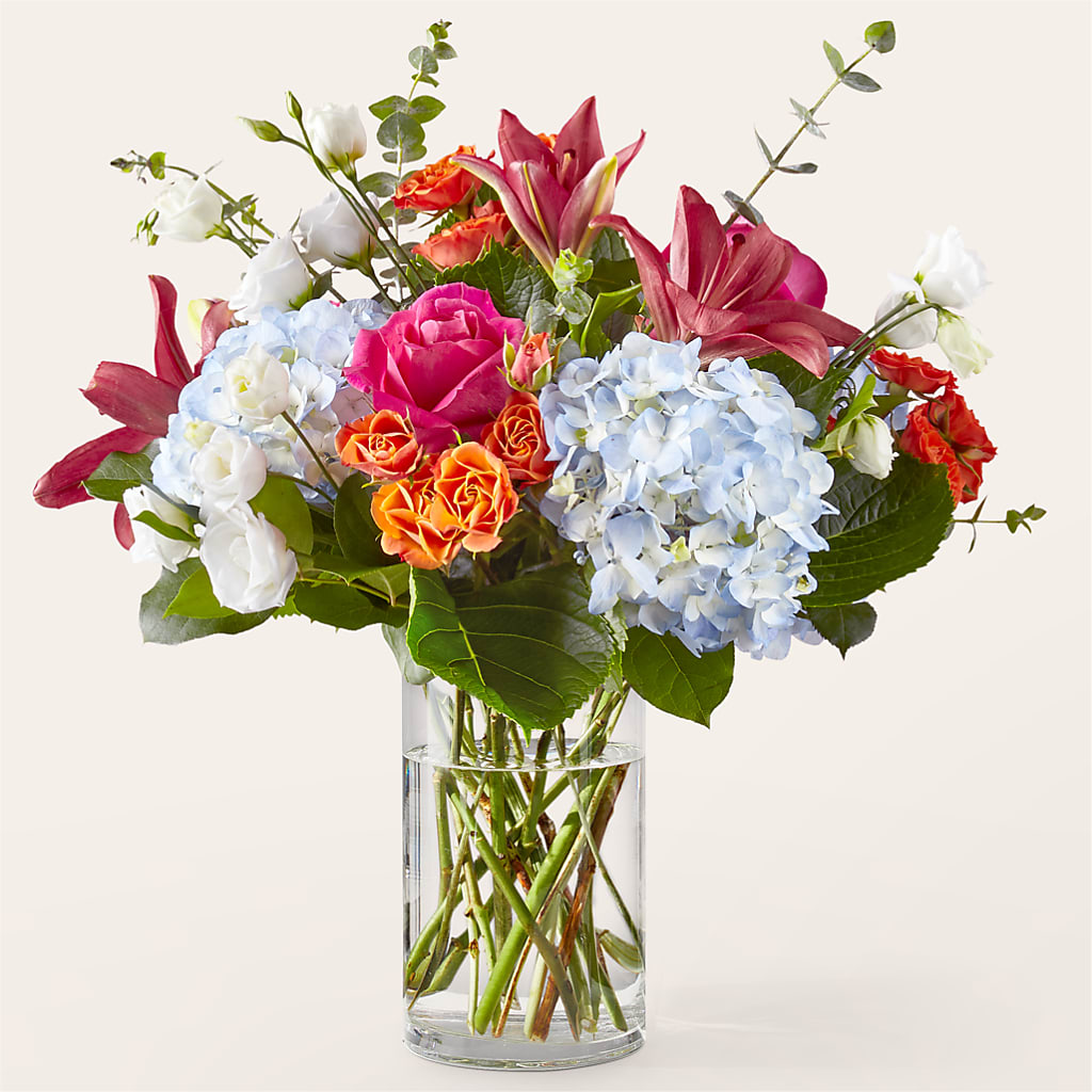 Awestruck Luxury Bouquet – Riverside Floral, Tillamook OR