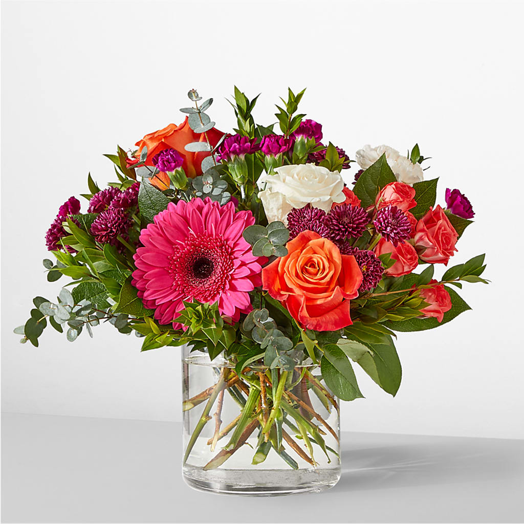 Smell the Roses Bouquet – Riverside Floral, Tillamook OR