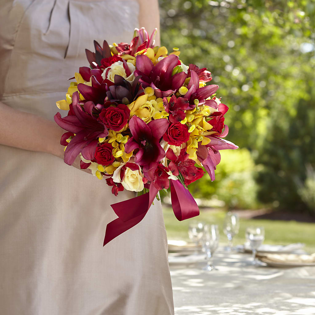 Sunningdale Bouquet – Riverside Floral, Tillamook OR