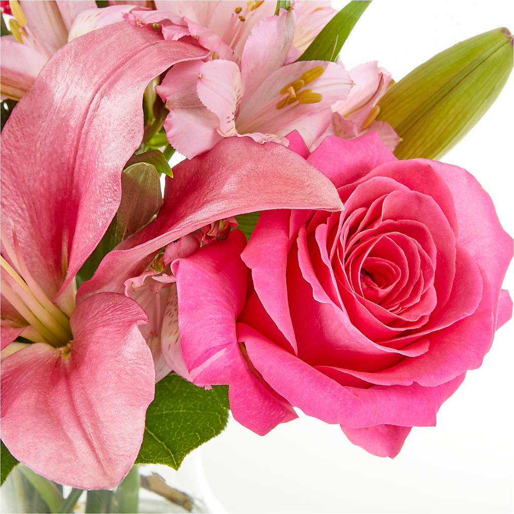 Lots of Love Bouquet –  Riverside Floral, Tillamook OR